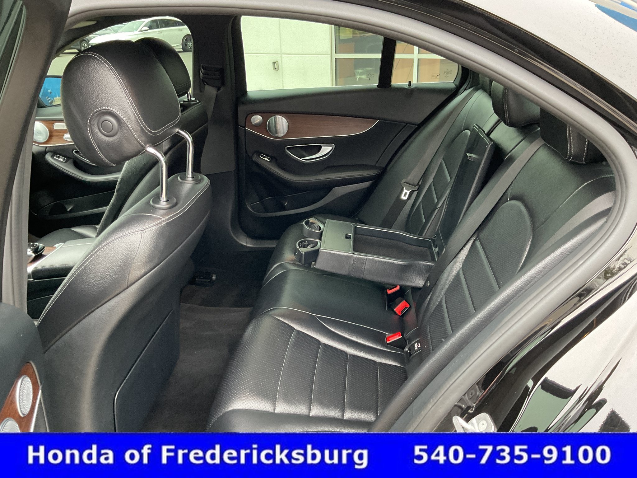 Used 2020 Mercedes-Benz C 300 4MATIC Sedan image 24