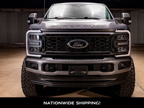 Used 2023 Ford F250 Lariat w/ Sport Appearance Package image 4