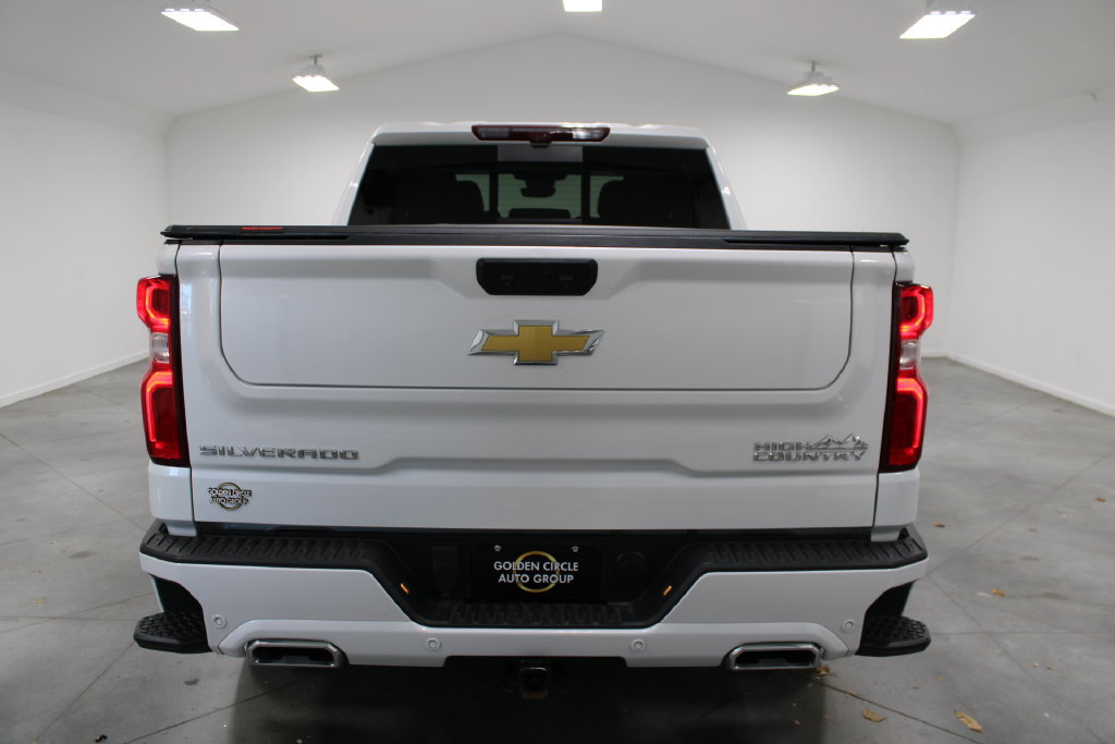 Used 2024 Chevrolet Silverado 1500 High Country AWD/4WD image 8