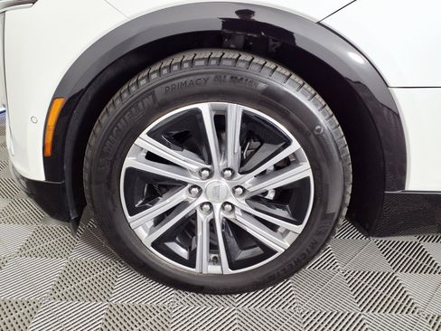 Certified 2024 Cadillac Lyriq Luxury RWD image 7