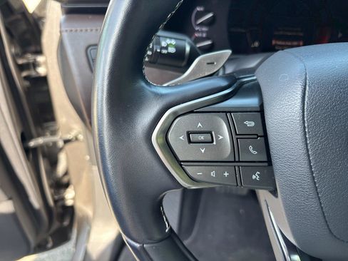 Used 2023 Lexus LX 600 4WD w/ Appearance Package image 19