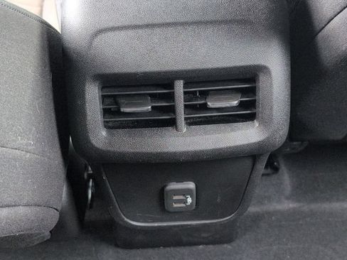 Used 2019 Chevrolet Equinox LT AWD/4WD image 21