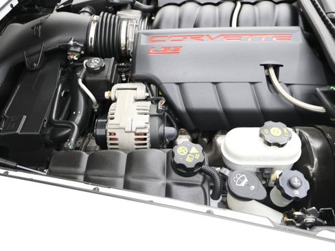 Used 2013 Chevrolet Corvette Grand Sport w/ 4LT Preferred Equipment Group RWD image 15