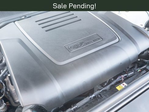 Certified 2025 Land Rover Discovery Dynamic SE AWD/4WD image 37