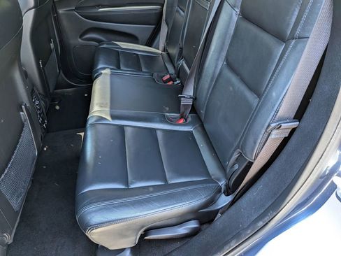 Used 2021 Jeep Grand Cherokee Limited w/ Premium Lighting Group AWD/4WD image 26