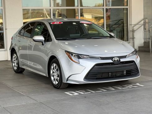 Certified 2025 Toyota Corolla LE image 7