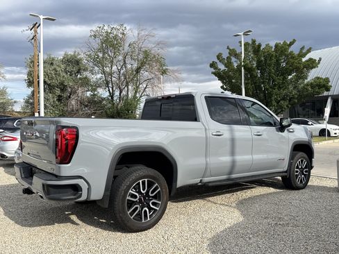 Used 2025 GMC Sierra 1500 AT4 w/ AT4 Premium Package AWD/4WD image 3