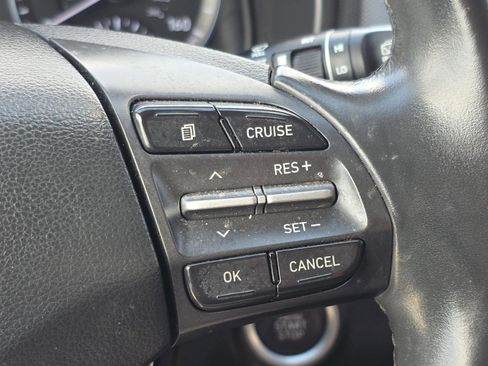 Used 2019 Hyundai Kona Limited FWD image 13