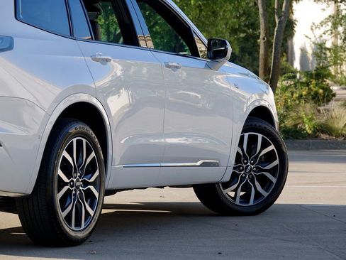 Used 2021 Cadillac XT6 Sport image 35