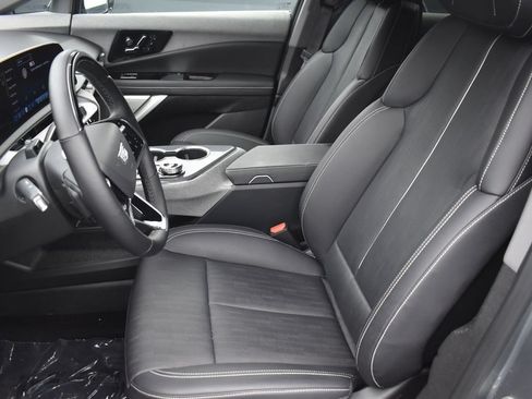 Used 2025 Cadillac Optiq Sport 2 w/ LPO, Floor Liner Package AWD/4WD image 12