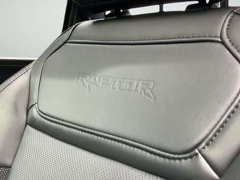 Used 2025 Ford F150 Raptor AWD/4WD image 34