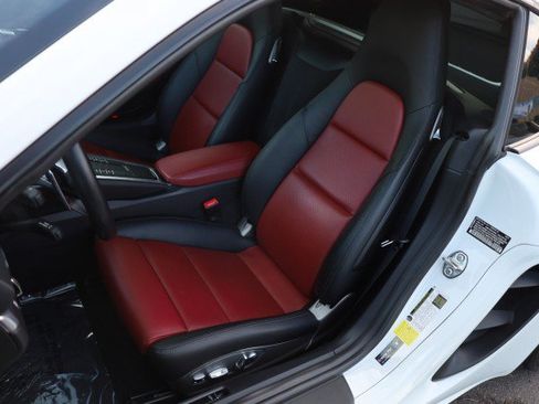 Used 2019 Porsche 718 Cayman S RWD image 25
