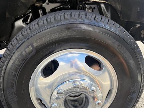 Used 2019 Ford F350 Lariat w/ Lariat Ultimate Package image 28