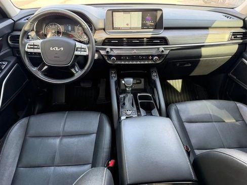 Used 2022 Kia Telluride EX w/ EX Premium Package image 12