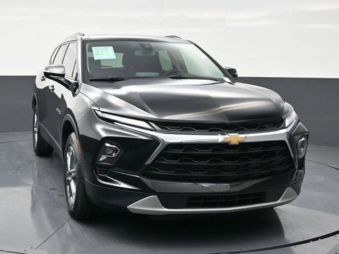 Used 2024 Chevrolet Blazer LT FWD image 7