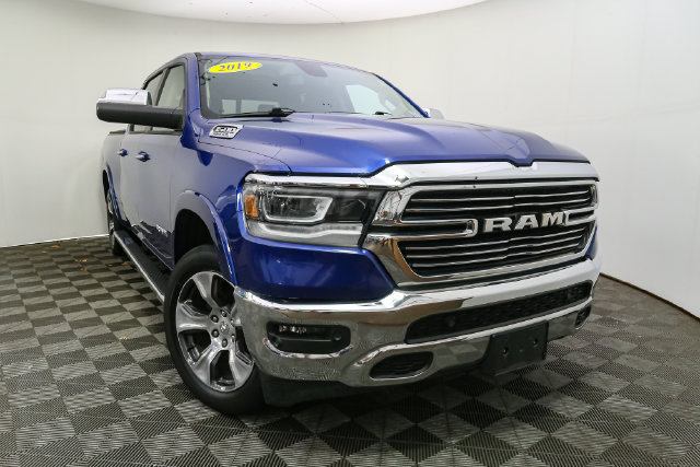 Used 2019 RAM 1500 Laramie AWD/4WD image 3
