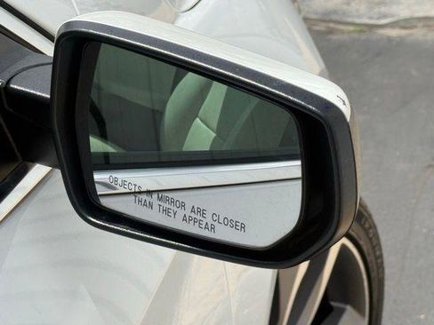 Used 2024 Chevrolet Malibu LT image 16