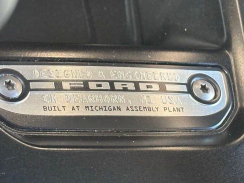 Used 2023 Ford Bronco Wildtrak image 30