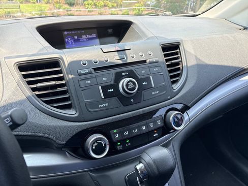 Used 2015 Honda CR-V LX image 23