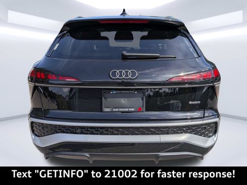 New 2026 Audi Q3 quattro 2.0T AWD/4WD image 5