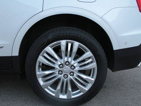 Used 2019 Cadillac XT5 Premium Luxury w/ Driver Assist Package FWD image 22