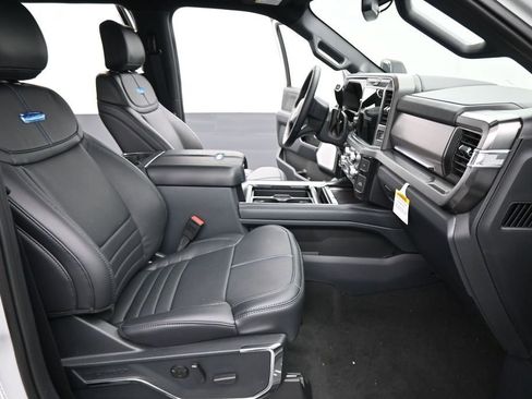 New 2026 Ford F250 Lariat w/ Chrome Package AWD/4WD image 11