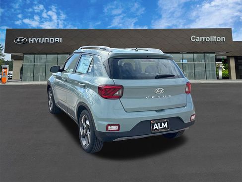 New 2026 Hyundai Venue SEL FWD image 8