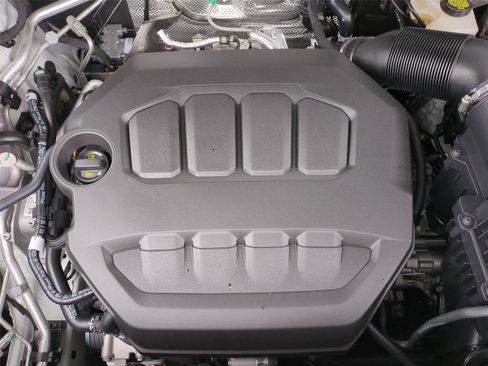 New 2026 Volkswagen Atlas SE image 24