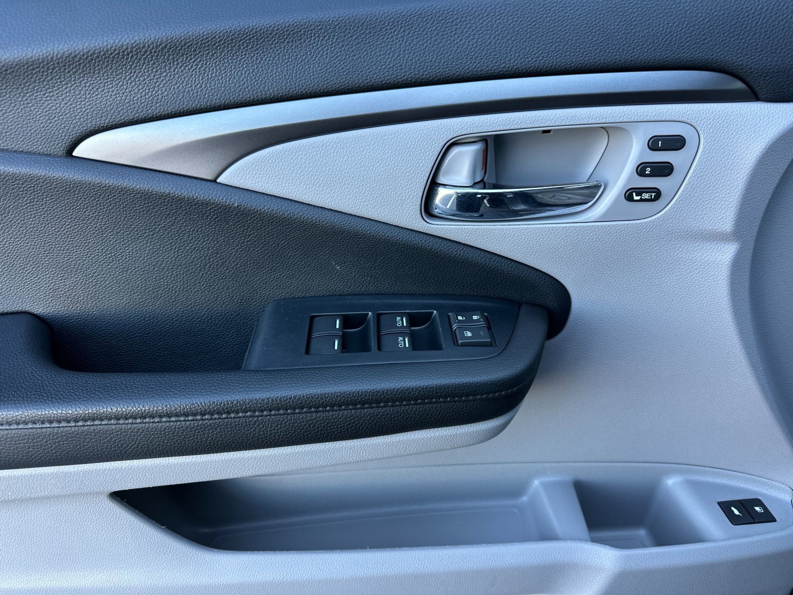 Used 2022 Honda Pilot EX-L image 10
