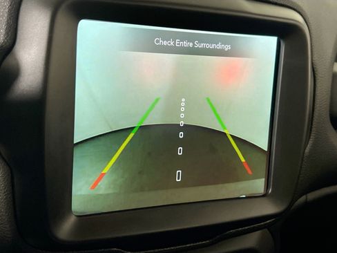 Used 2022 Jeep Renegade Latitude w/ Sun/Sound Group image 14