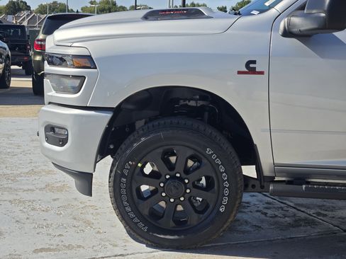 New 2026 RAM 2500 Tradesman AWD/4WD image 5