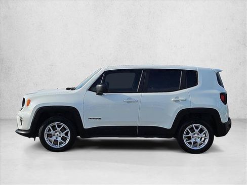 Used 2023 Jeep Renegade Latitude AWD/4WD image 9