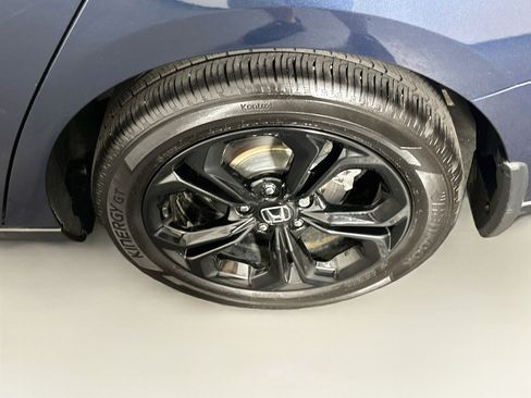 Used 2025 Honda Accord SE image 11