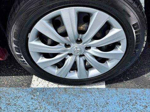 Used 2012 Toyota Corolla LE FWD image 24