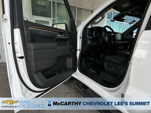 New 2026 Chevrolet Silverado 1500 RST w/ Redline Edition image 17