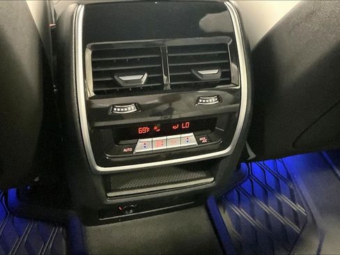 Certified 2023 BMW X7 xDrive40i image 32