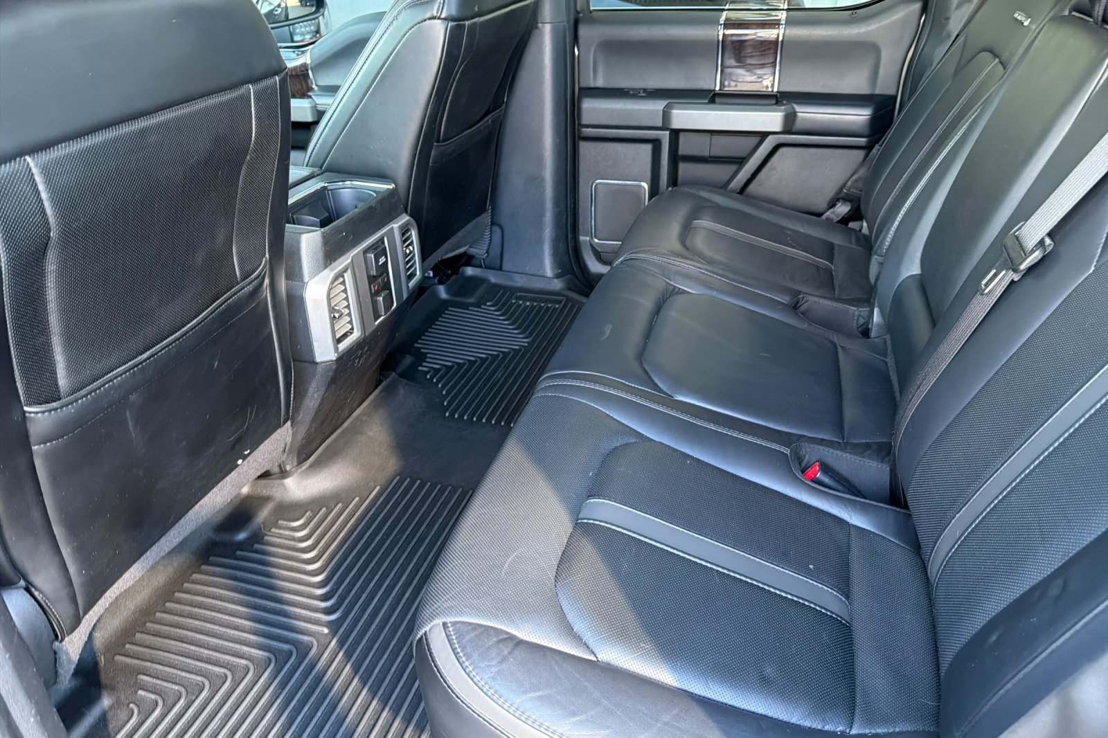 Used 2015 Ford F150 Platinum w/ Technology Package AWD/4WD image 13