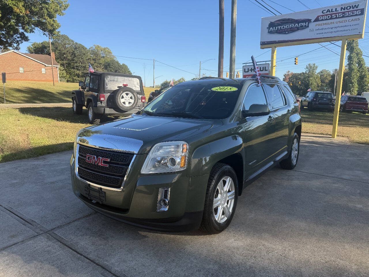 Used 2015 GMC Terrain SLE w/ Convenience Package FWD image 1