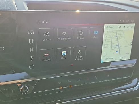 Used 2024 GMC Sierra 3500 SLE w/ SLE Value Package image 26