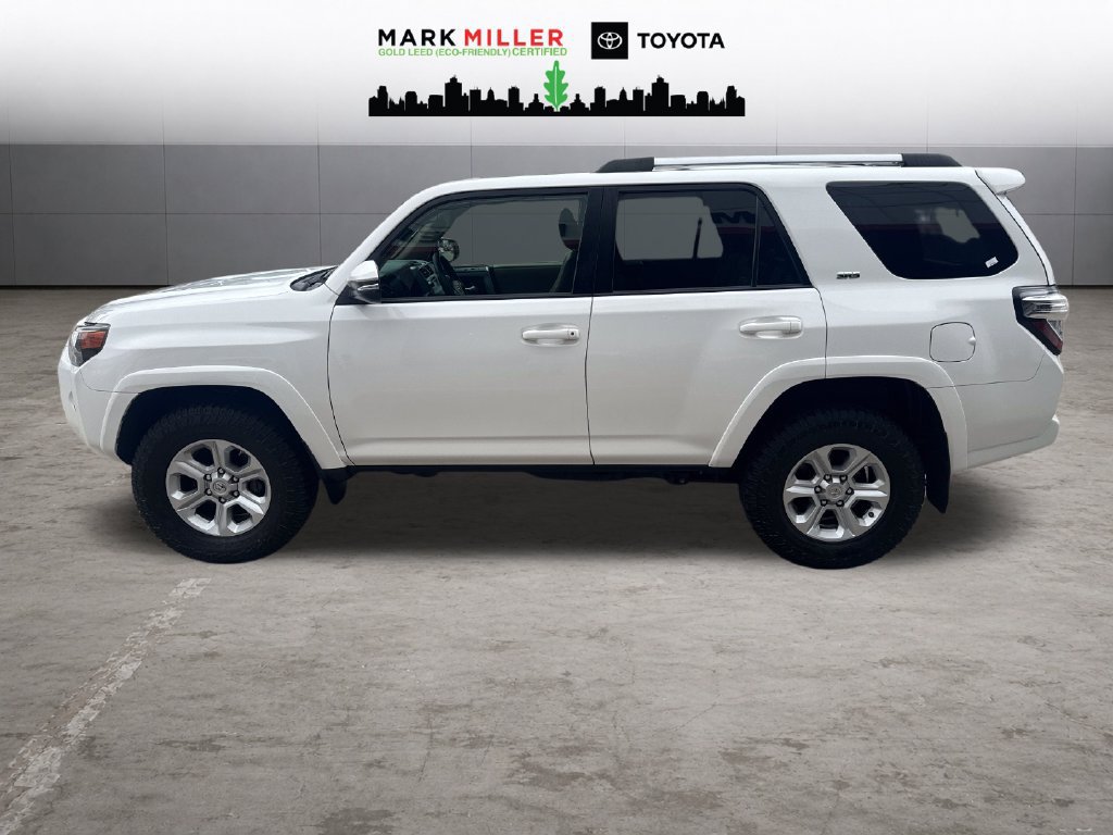 Certified 2019 Toyota 4Runner SR5 Premium AWD/4WD image 2