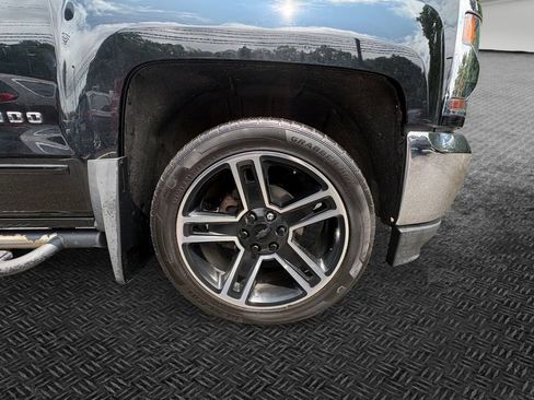 Used 2018 Chevrolet Silverado 1500 LT w/ All Star Edition AWD/4WD image 11