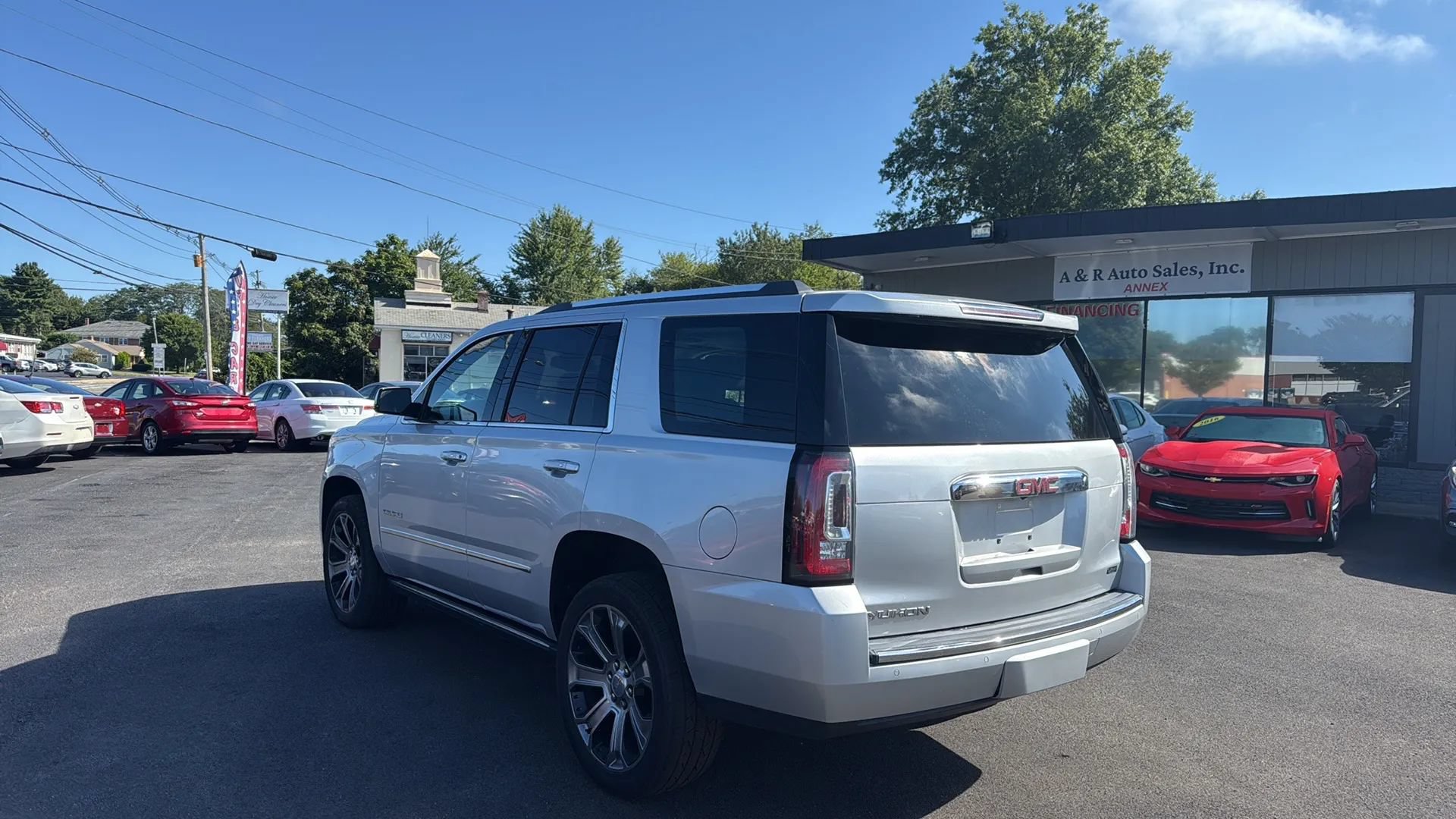 Used 2018 GMC Yukon Denali w/ Denali Ultimate Package AWD/4WD image 5