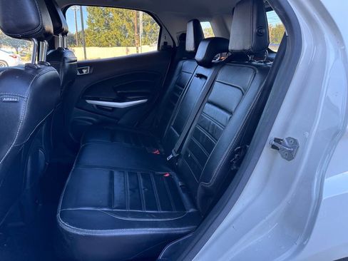 Used 2020 Ford EcoSport Titanium image 10