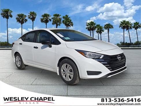 New 2025 Nissan Versa S w/ Trunk Package FWD image 1