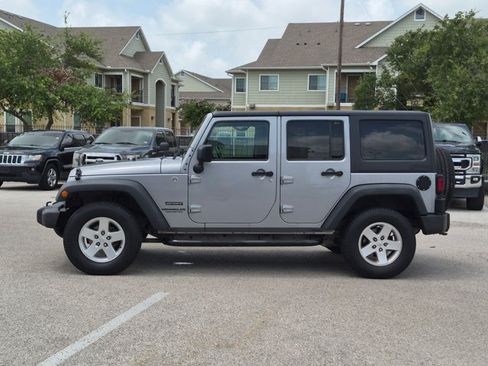 Used 2015 Jeep Wrangler Unlimited Sport w/ Quick Order Package 24S AWD/4WD image 8