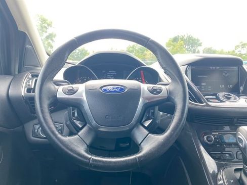 Used 2014 Ford Escape Titanium w/ Equipment Group 401A FWD image 22