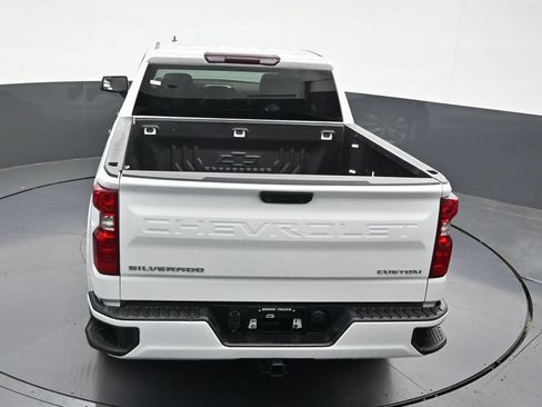 Used 2023 Chevrolet Silverado 1500 Custom RWD image 18