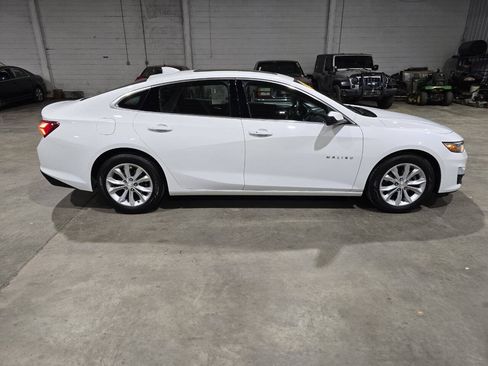 Used 2019 Chevrolet Malibu LT FWD image 16