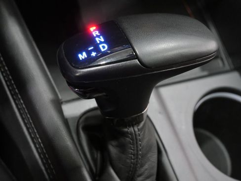 Used 2022 Dodge Durango R/T w/ Tow 'N Go Package AWD/4WD image 23