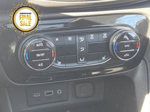 Used 2023 Buick Encore GX Essence w/ Experience Buick Package image 19